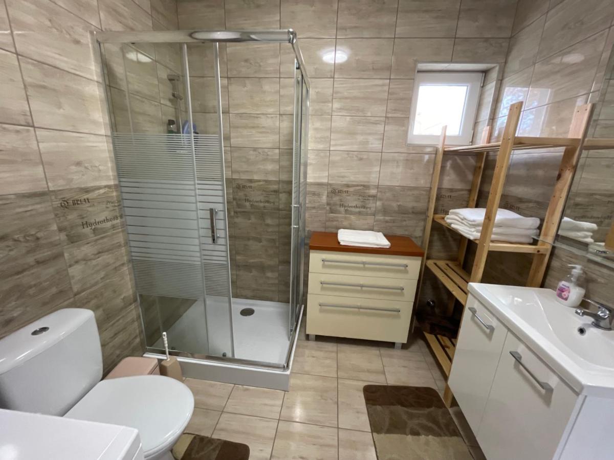 Sorrento Deluxe Apartment - Jacuzzi Siófok Exteriér fotografie